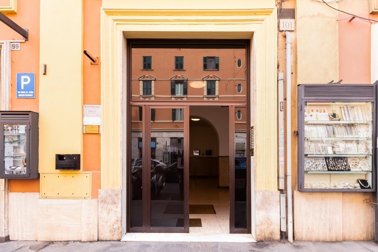 La Casa Di Andrea Ai Musei Vaticani 2 Rome Exterior photo